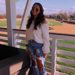 Meet your Posher, Carly